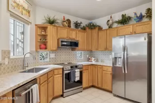 Photo #3: 6935641 Listing