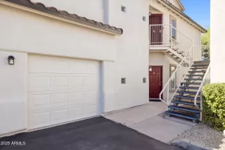 Photo #6: 6935641 Listing