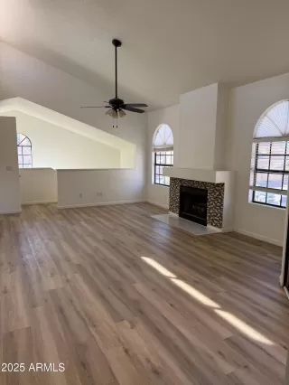 Photo #5: 6935654 Listing 