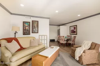 Photo #2: 6935799 Listing 