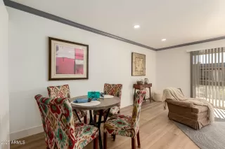 Photo #3: 6935799 Listing 