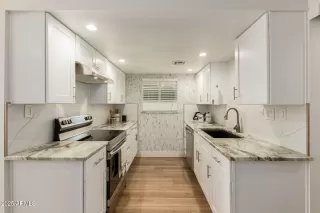 Photo #5: 6935799 Listing 