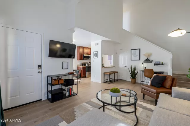 MLS: 6935935 Condo For Sale