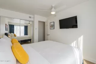 Photo #6: 6935935 Listing 