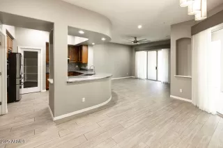 Photo #5: 6935993 Listing 