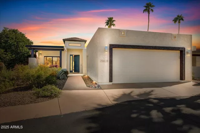 MLS: 6936147 Condo For Sale