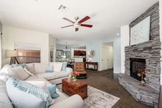 Photo #5: 6936379 Listing 