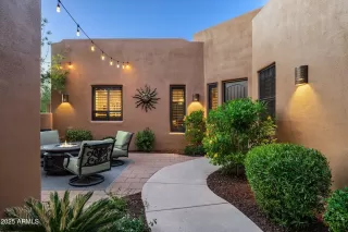 Photo #3: 6936415 Listing 