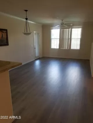 Photo #1: 6936475 Listing 
