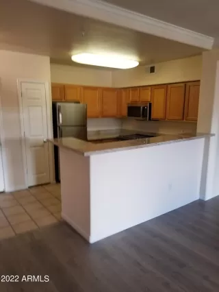 Photo #2: 6936475 Listing 