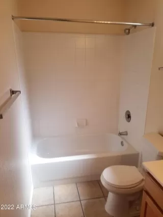Photo #6: 6936475 Listing 