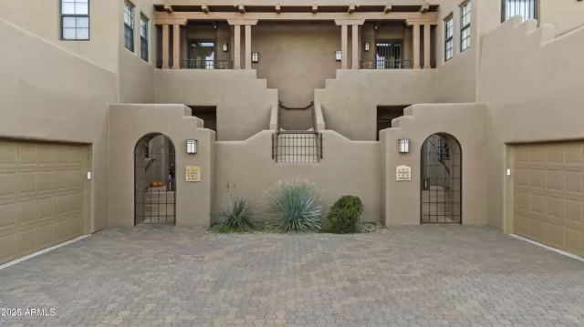 MLS: 6936741 Condo For Sale