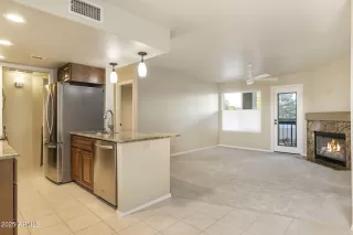Photo #5: 6936879 Listing