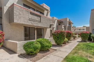 Photo #1: 6936926 Listing 