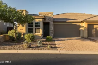 Photo #1: 6936952 Listing
