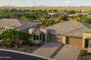 Photo #5: 6936952 Listing