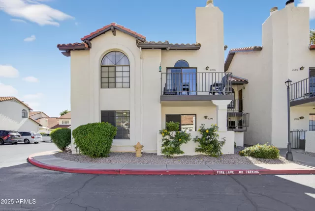 MLS: 6937144 Condo For Sale