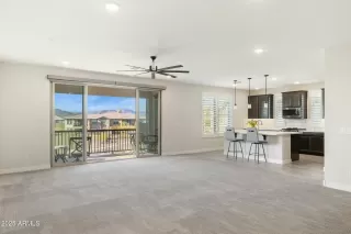 Photo #5: 6937172 Listing 