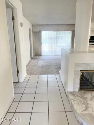 Photo #3: 6937234 Listing