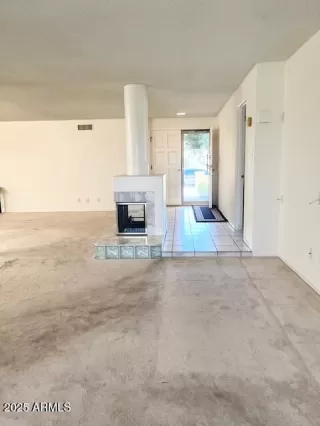 Photo #4: 6937234 Listing