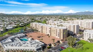 Photo #1: 6937307 Listing