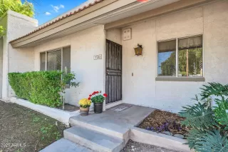 Photo #3: 6937347 Listing