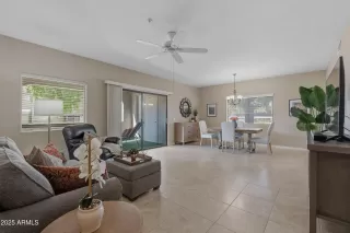 Photo #4: 6937375 Listing