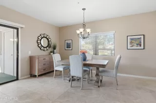 Photo #5: 6937375 Listing
