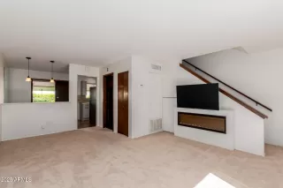 Photo #5: 6937444 Listing 