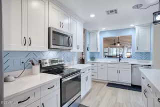 Photo #1: 6937484 Listing