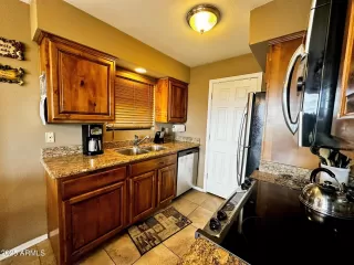 Photo #4: 6937510 Listing 