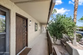 Photo #3: 6937625 Listing