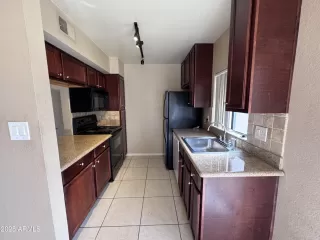 Photo #2: 6937631 Listing 