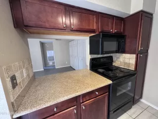 Photo #4: 6937631 Listing 