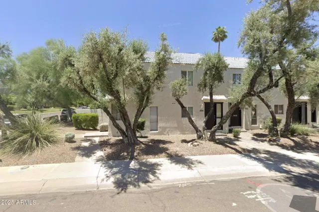 MLS: 6937660 Condo For Sale