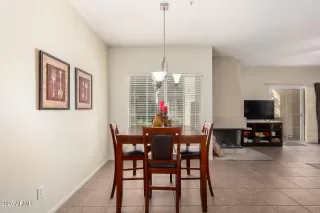 Photo #2: 6937809 Listing