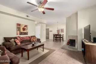Photo #6: 6937809 Listing