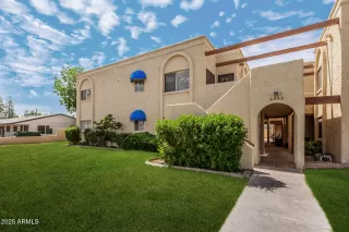 More Details about MLS # 6937866 : 6943 E EARLL DRIVE#6