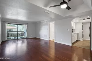 Photo #2: 6938019 Listing