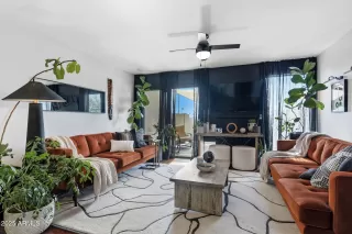 Photo #2: 6938023 Listing