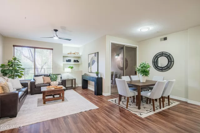 MLS: 6938273 Condo For Sale