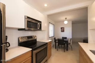 Photo #5: 6938338 Listing