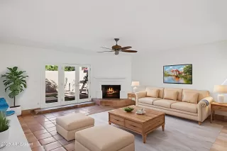 Photo #6: 6938497 Listing