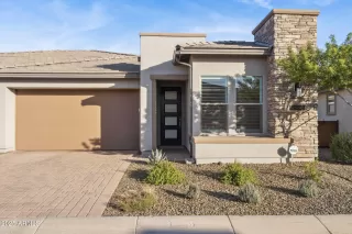 Photo #1: 6938503 Listing