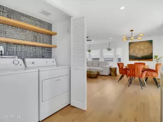 Photo #4: 6938600 Listing 