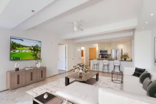 Photo #3: 6938645 Listing