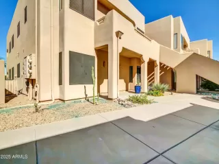 Photo #5: 6938665 Listing