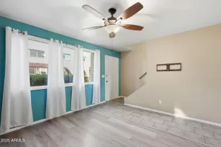 Photo #2: 6938834 Listing