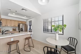 Photo #1: 6938923 Listing