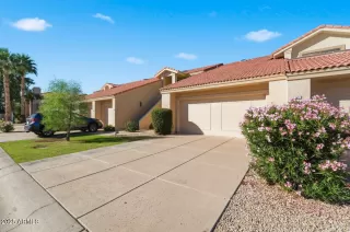 Photo #5: 6938923 Listing